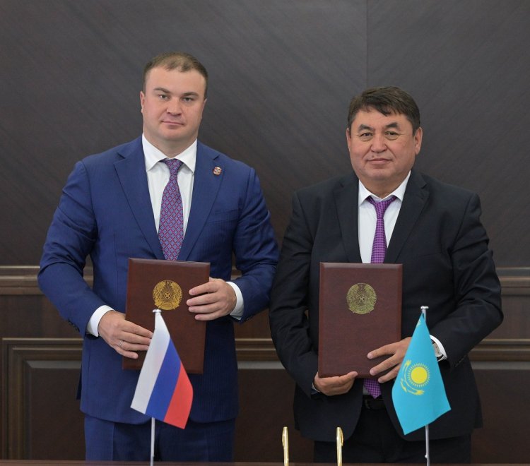 Омская область укрепляет сотрудничество с Павлодарской областью Казахстана